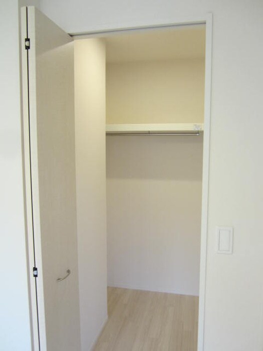 物件内観写真9　(収納)