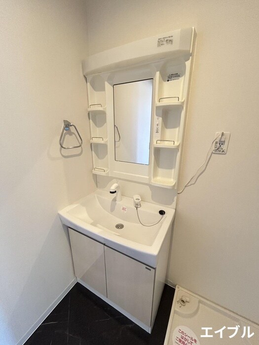 物件内観写真9　(洗面)