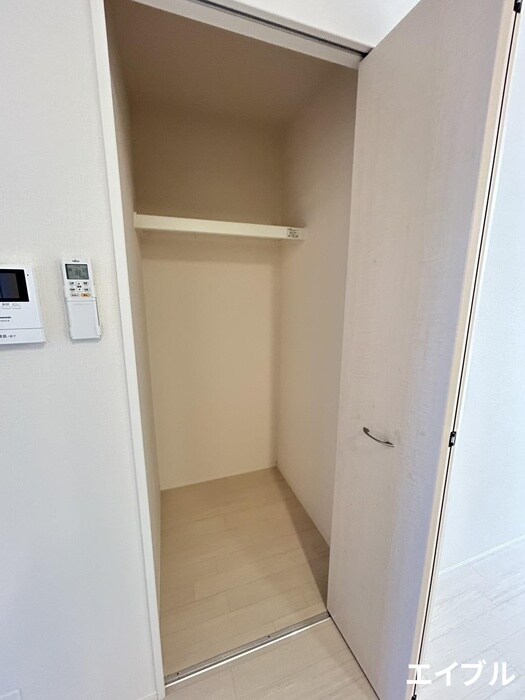 物件内観写真12　(収納)