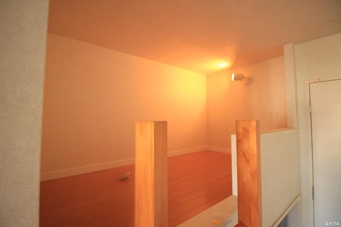 物件内観写真9　(ロフト)