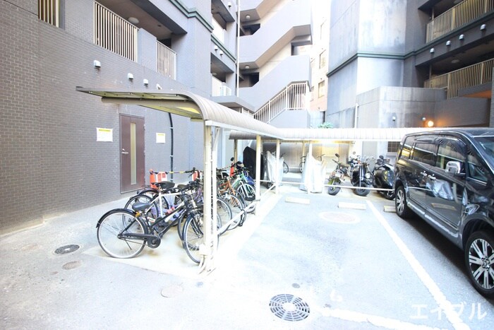 物件外観写真5　(駐輪場)