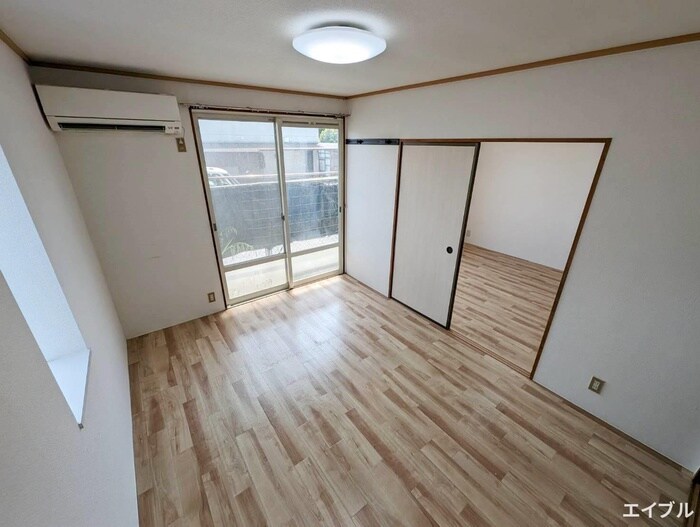 物件内観写真4　(居室)