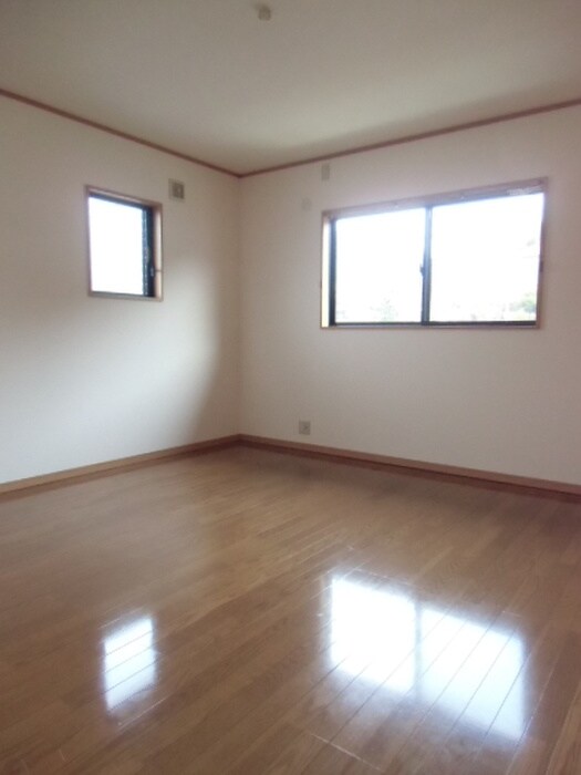 物件内観写真9　(居室)