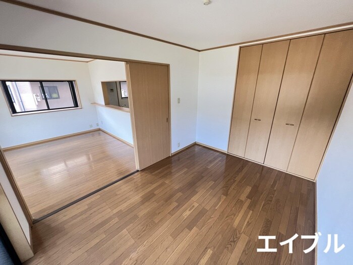 物件内観写真9　(居室)