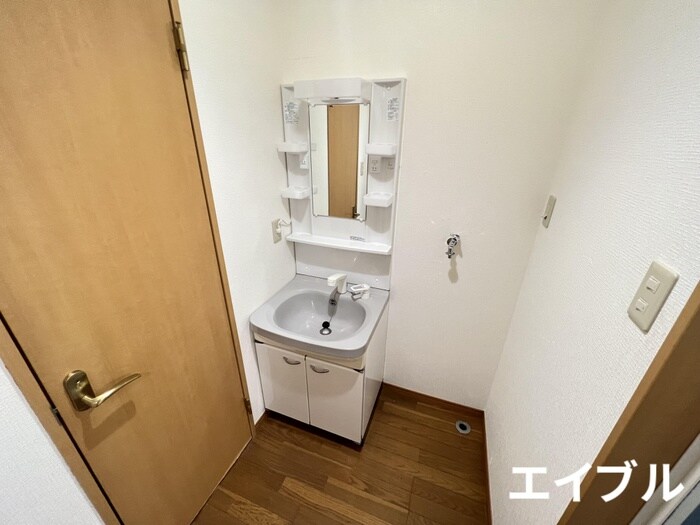 物件内観写真11　(洗面)