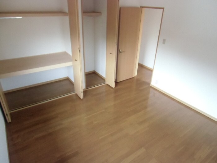 物件内観写真17　(収納)