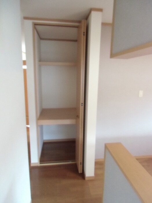 物件内観写真21　(収納)