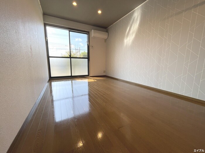 物件内観写真9　(居室)