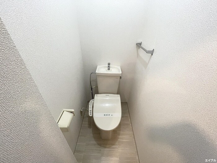 物件内観写真14　(トイレ)