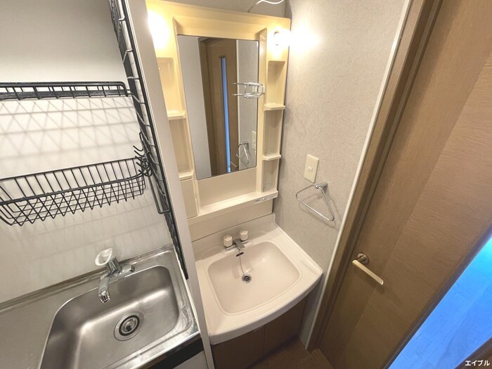 物件内観写真15　(洗面)