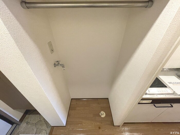 物件内観写真19　(洗濯機置場)