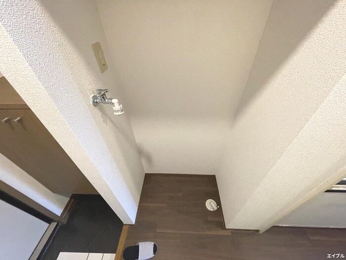 物件内観写真20　(洗濯機置場)