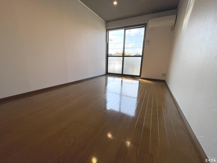 物件内観写真21　(居室)