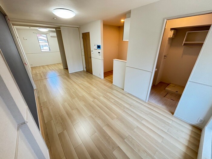 物件内観写真17　(内観写真)