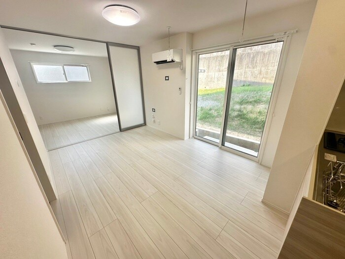 物件内観写真5　(居室)