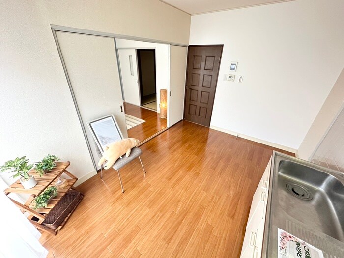 物件内観写真7　(居室)