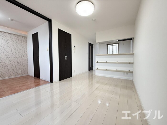 物件内観写真7　(居室)