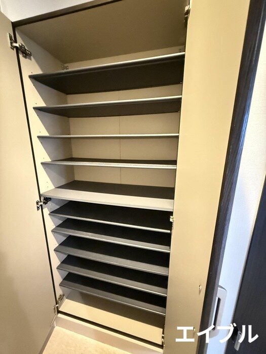 物件内観写真12　(靴箱)