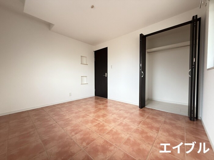 物件内観写真18　(居室)