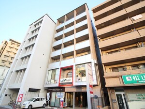 ボンジョルノ姪浜外観写真