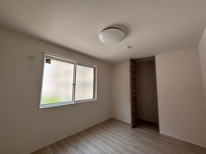 物件内観写真10　(居室)