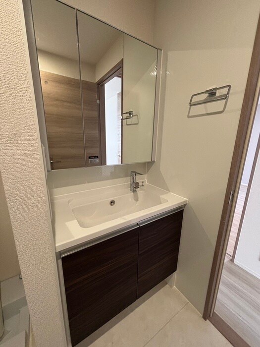 物件内観写真13　(洗面)