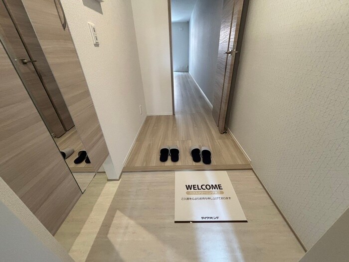 物件内観写真19　(玄関)