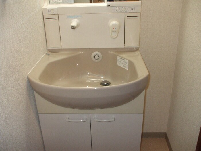 物件内観写真15　(洗面)