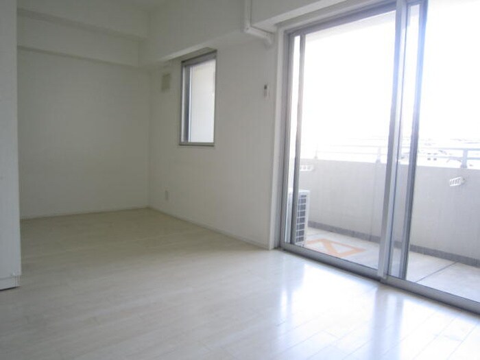 物件内観写真5　(居室)