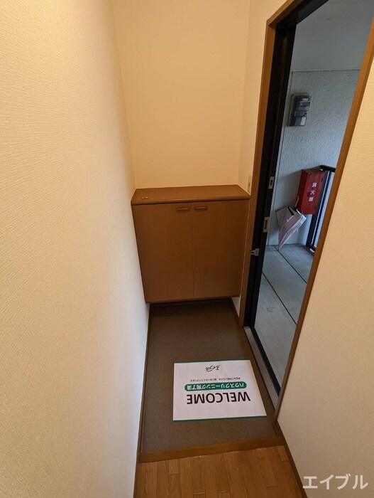 物件内観写真20　(玄関)