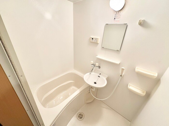 物件内観写真9　(バス／シャワールーム等)