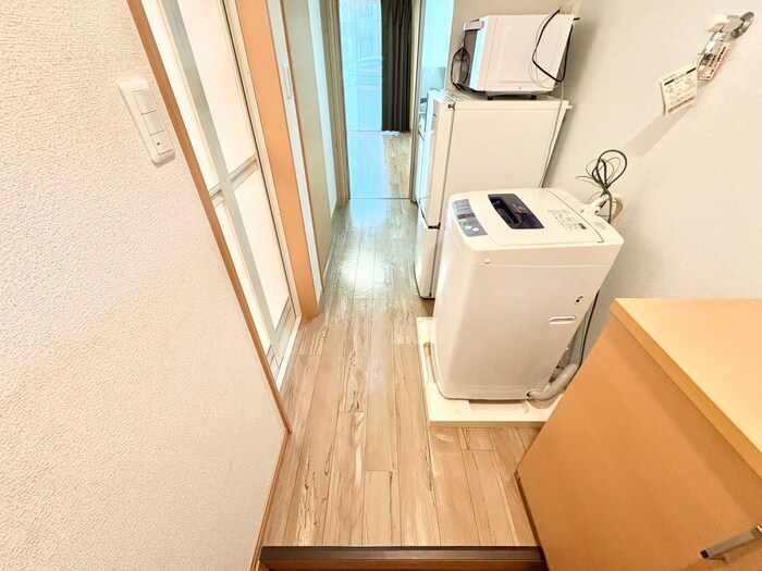 物件内観写真18　(廊下)