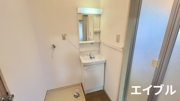 物件内観写真9　(洗面)