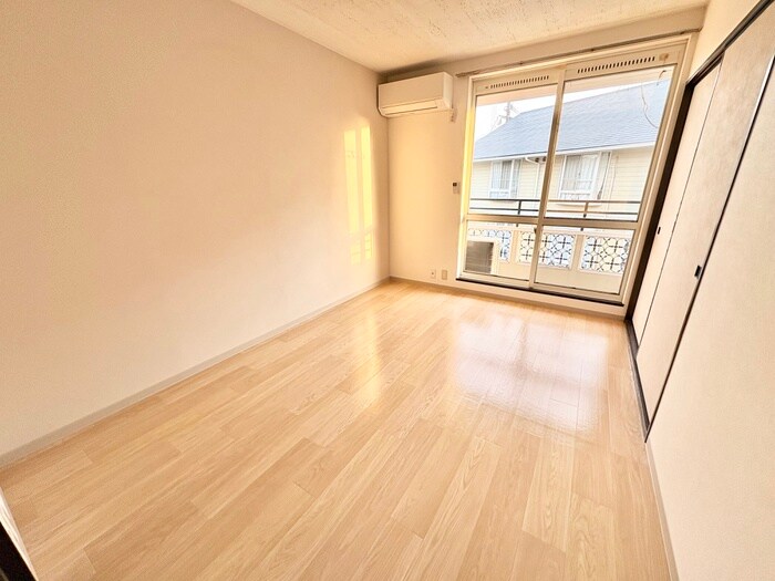 物件内観写真19　(居室)