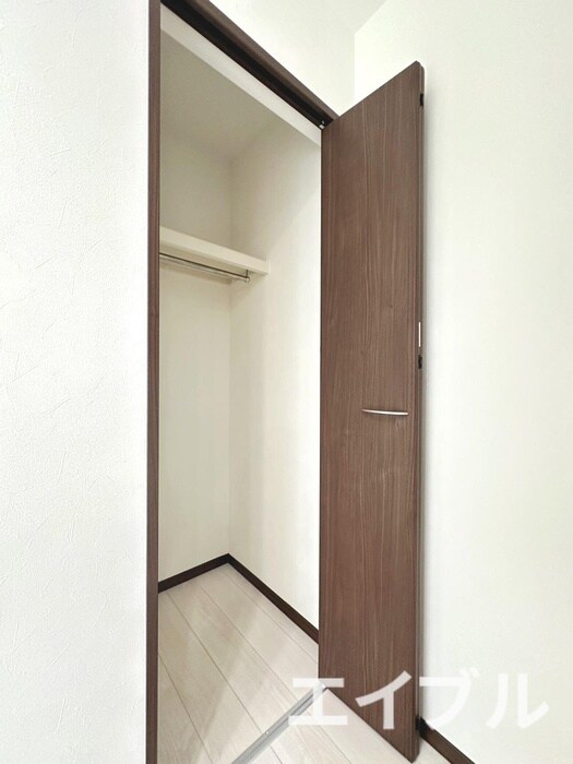 物件内観写真13　(収納)