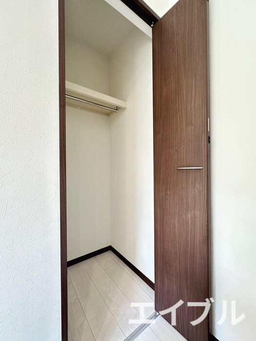 物件内観写真13　(収納)