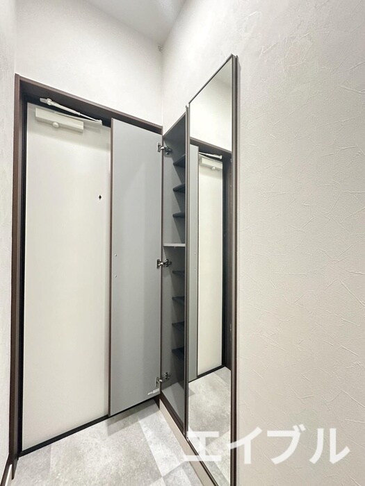 物件内観写真15　(靴箱)