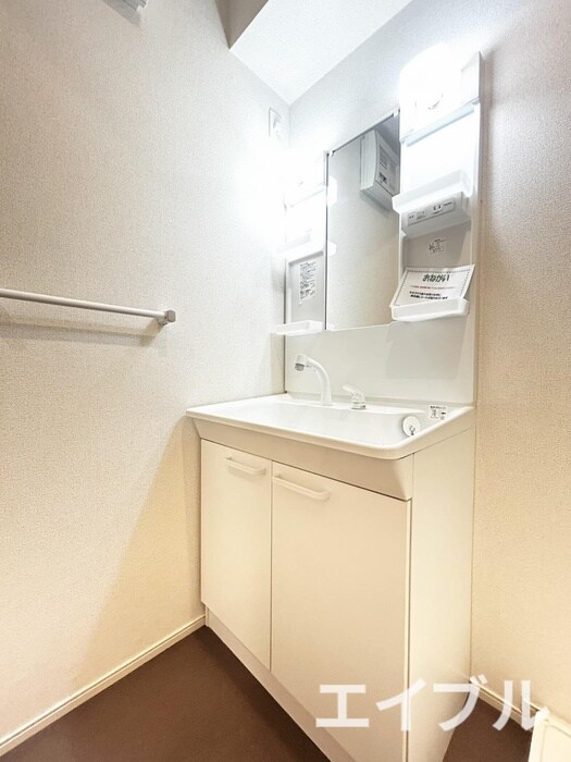 物件内観写真9　(洗面)