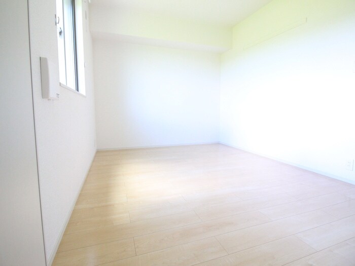 物件内観写真19　(居室)