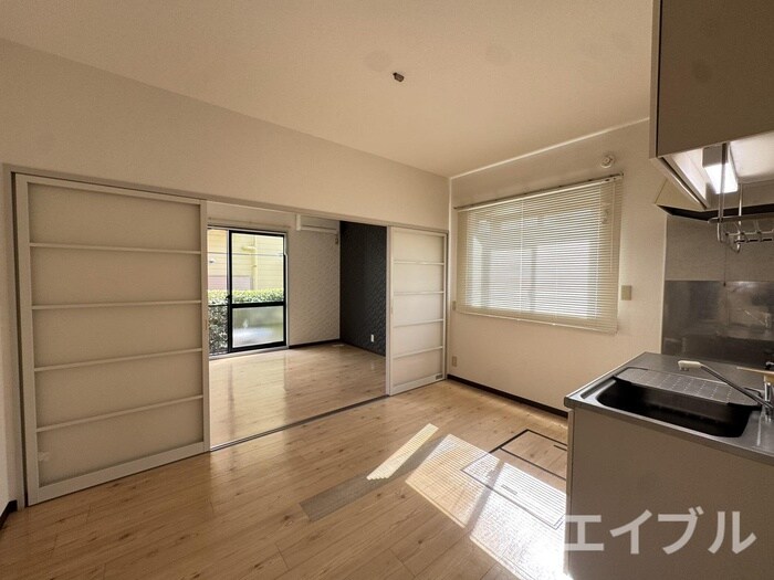 物件内観写真4　(居室)