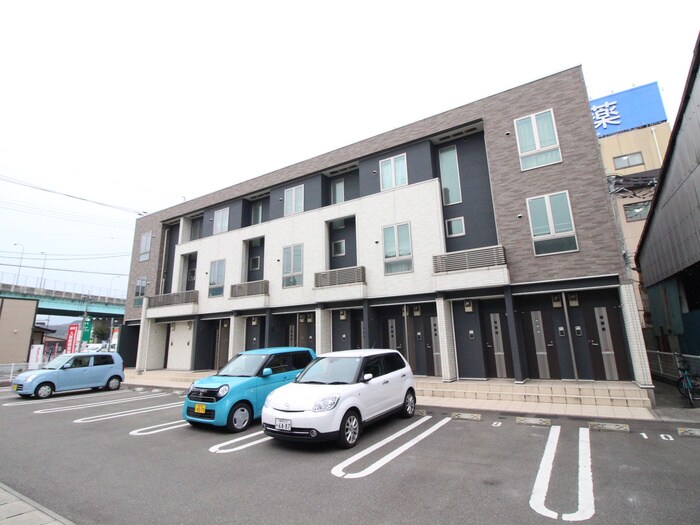 物件外観写真2　(外観写真)