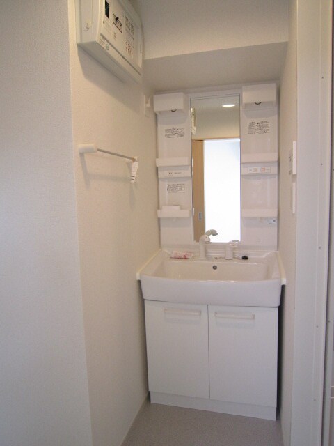 物件内観写真13　(洗面)