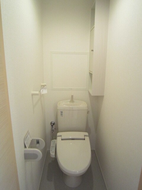 物件内観写真16　(トイレ)