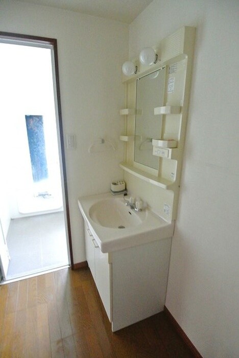 物件内観写真12　(洗面)