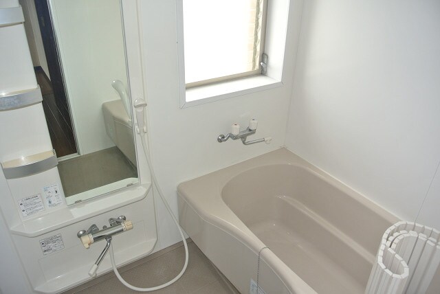 物件内観写真12　(バス／シャワールーム等)