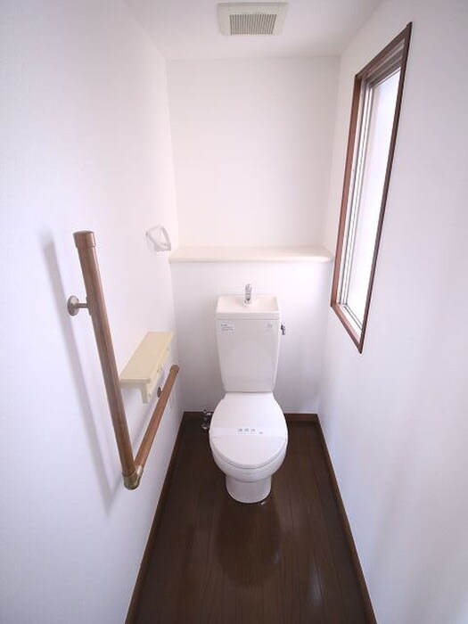 物件内観写真12　(トイレ)