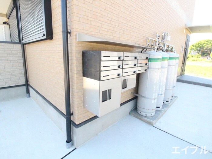 物件外観写真4　(建物設備)