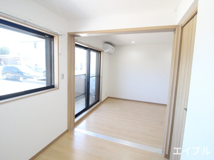 物件内観写真9　(居室)