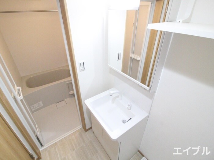 物件内観写真15　(洗面)