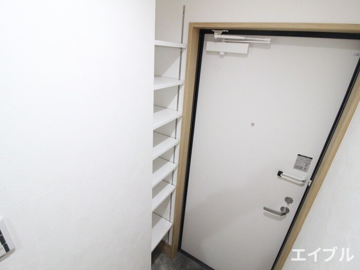 物件内観写真17　(靴箱)
